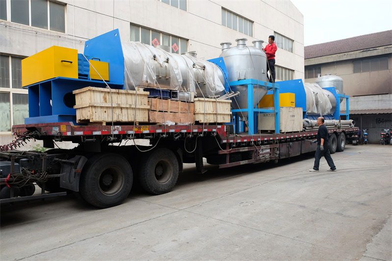 LDH-12000L、LDH-8000L犁刀混合機(jī)成套設(shè)備發(fā)往山東臨沂